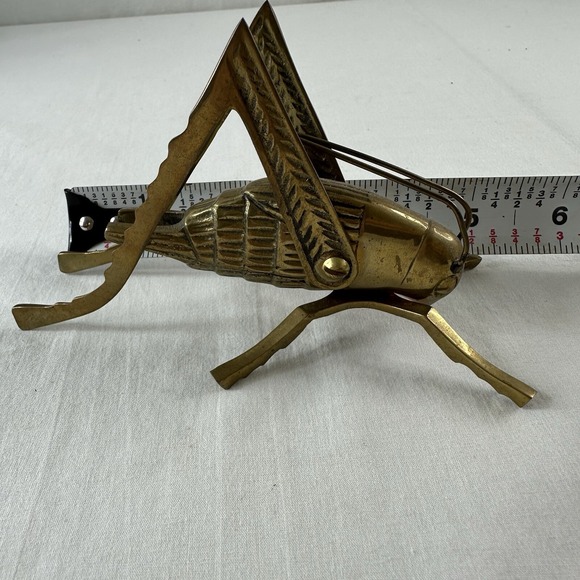Vintage Solid Brass Cricket/Grasshopper Figurine Paperweight W/ Moveable Legs - Picture 9 of 10